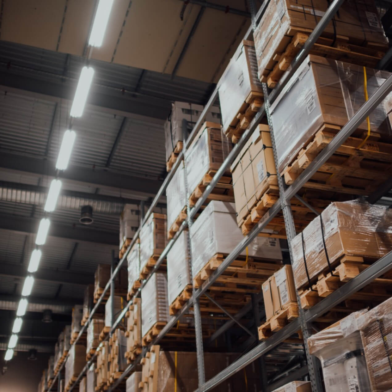 amazon warehouse shelves